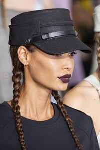 detail-defile-max-mara-printemps-ete-2020-milan-detail-250.thumb.jpg.182a80498ce84b87e1f5e288683521a6.jpg