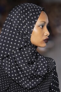 detail-defile-max-mara-printemps-ete-2020-milan-detail-30.thumb.jpg.4a79395ab9e46e8c474c71bee4239785.jpg