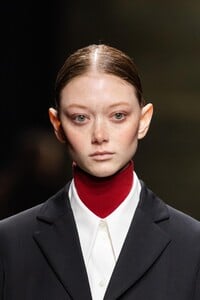 detail-defile-michael-kors-automne-hiver-2020-2021-new-york-detail-134.thumb.jpg.27f4a60e4349292928bd181d07abf341.jpg