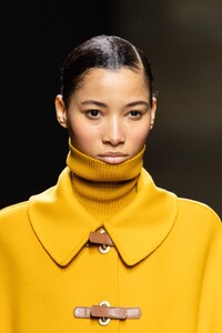 detail-defile-michael-kors-automne-hiver-2020-2021-new-york-detail-84.thumb.jpg.a69722d63617ce9b7bede1348de3221a.jpg
