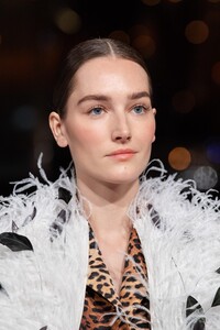 detail-defile-prabal-gurung-automne-hiver-2020-2021-new-york-detail-72.thumb.jpg.92a841f68147f7ff26cedd535ab7b965.jpg