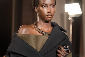 detail-defile-proenza-schouler-automne-hiver-2020-2021-new-york-detail-4.thumb.jpg.b600d1f447587123864e7437c0077ce0.jpg