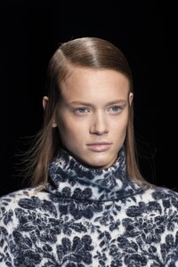 detail-defile-sportmax-automne-hiver-2020-2021-milan-detail-36.thumb.jpg.38180a3a408bdd20cb2ae6e861eb8e25.jpg