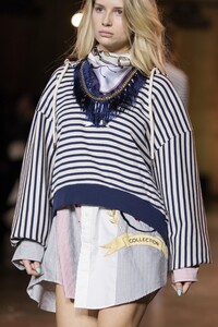 detail-defile-tommy-hilfiger-printemps-ete-2020-londres-detail-98.thumb.jpg.9c77fcaffb1d6241ea71e2a760a21fb8.jpg