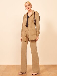 dylan-jacket-wheat-1.thumb.jpg.c43eaec69c4c4dcd76a88d9fa541cb68.jpg