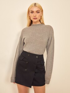 easton-skirt-black-3.thumb.jpg.53f301ec6eeec96fb97f3bcd514e38f4.jpg