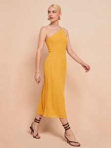 eastside-dress-ochre-1.thumb.jpg.cb9ea8edbd68b9d270589000b4df92d7.jpg