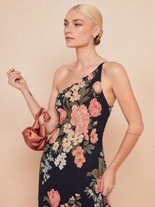 eastside-dress-vivette-2.thumb.jpg.e63a187b03ba3806945866bf930dea54.jpg