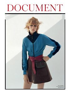 edie-campbell-by-richard-bush-for-document-journal-5-fall-winter-2014.thumb.jpg.259b0b5fa05348e9c3ae3008d686eb90.jpg