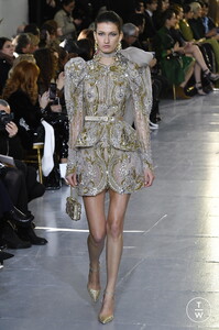 elie-saab-css20-0044-533189.thumb.jpg.294ea93df135ebcb2c2e8ebb670caa14.jpg
