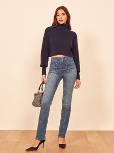 elsie-straight-leg-jean-inari-2.thumb.jpg.528c26a997178d21e227a98bb6df6354.jpg