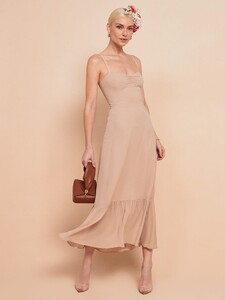 emersyn-dress-champagne-4.thumb.jpg.6f2a2ff4fcc6e7bdb1f84cd40a538ee7.jpg