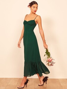 emersyn-dress-emerald-3.thumb.jpg.4beda68703c32b9131d3ace38aaf866b.jpg
