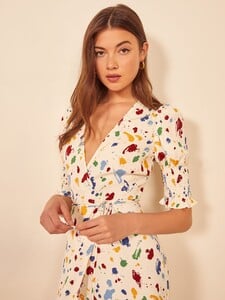 esmerelda-dress-painted_lady-3.thumb.jpg.9f5738d6dadb1be37e57af06efbe8ba9.jpg