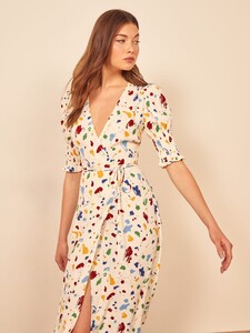 esmerelda-dress-painted_lady-5.thumb.jpg.5bd7db5326aa2209d0a0ca701293c9d7.jpg