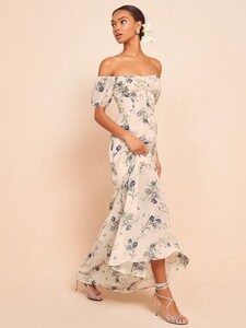 farrow-dress-delilah-3.thumb.jpg.e5d793ab89880054e565e52c7fc8f2de.jpg