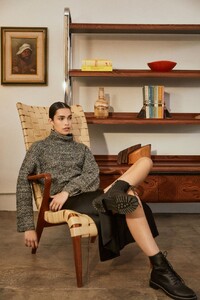 fern-sweater-black_marled-2.thumb.jpg.775935510c71e9c4ce27732631970b4d.jpg
