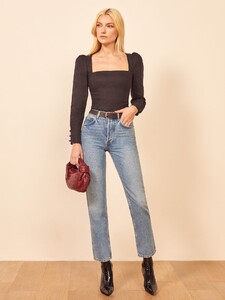 fillmore-top-black-2.thumb.jpg.95a5077a2206af78d33ab6b8384d4f33.jpg