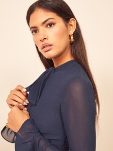 fox-dress-navy-2.thumb.jpg.d29a3f010f694d61e0a4fa4d845d6601.jpg