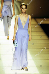 g-armani-1st-show-spring-summer-97-shutterstock-editorial-10432108cd.jpg