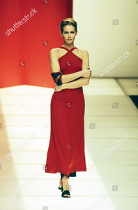 g-armani-1st-show-spring-summer-97-shutterstock-editorial-10432108q.jpg