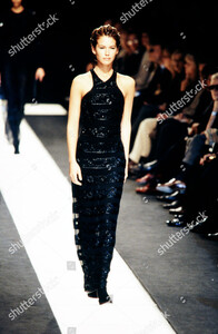 g-armani-fall-winter-97-98-milan-shutterstock-editorial-10432109ei.jpg