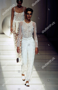 g-armani-spring-summer-97-shutterstock-editorial-10432110dk.jpg