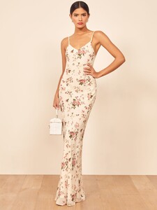 germain-dress-flourish-1.thumb.jpg.a38610a1b3ebc3b0212ab00b5dd99caa.jpg