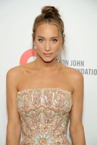 hannah-jeter-elton-john-aids-foundation-oscar-2020-viewing-party-1.jpg