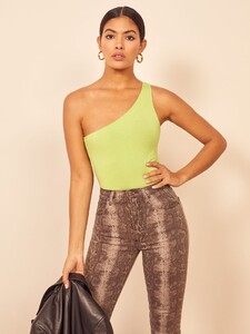 iggy-top-avo-1.thumb.jpg.96b948b1de69cfd04646656421c27765.jpg