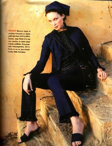 img933-page-005.jpg