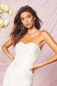 ivory-bridesmaid-bandeau-hand-embellished-maxi-dress.thumb.jpeg.5366719ca0f3d8658fadf16a812198f8.jpeg