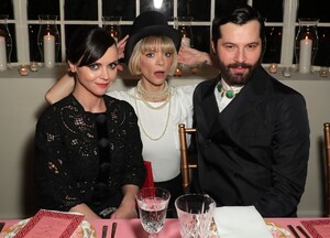 jaime-king-roger-vivier-dinner-to-celebrate-the-release-of-abrachshoes-5.jpg