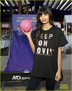 jameela-jamil-backlash-legendary-comments-zumba-event-02.jpg