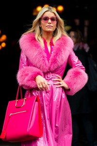 jessica-simpson-in-pink-ensemble-new-york-city-02-04-2020-0.jpg