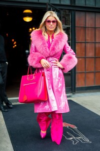 jessica-simpson-in-pink-ensemble-new-york-city-02-04-2020-4.jpg