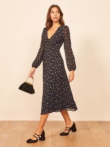 joy-dress-posie-4.thumb.jpg.5d54d21df7ea066db8b5a40b931e3a22.jpg