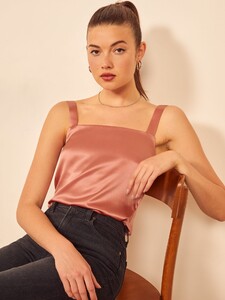 juliana-top-rosy-3.thumb.jpg.e529086cceb361572c5184f33011615e.jpg