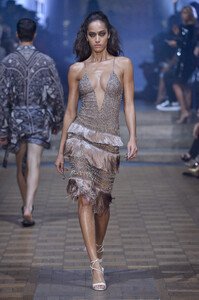 julien_macdonald_rtw_spring_2020_39.thumb.jpg.84d4bcffd8166cfe4f7b7bd346a84862.jpg