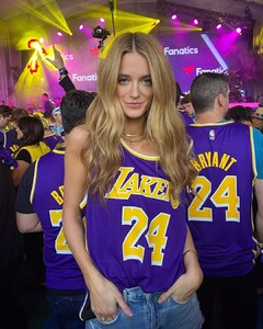katebock_82022183_188457969024165_7217733867641474980_n.jpg