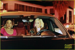 katy-perry-february-2020-01.jpg