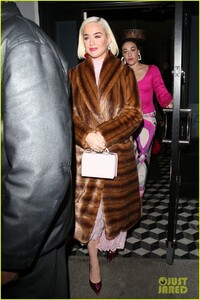 katy-perry-february-2020-02.jpg