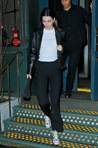 kendall-jenner-in-casual-outfit-02-13-2020-2.jpg