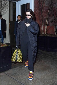 kendall-jenner-out-in-new-york-02-09-2020-2.jpg