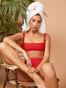 kiwi-bikini-top-cherry-1.thumb.jpg.db878bd330fdfae86547ce3c6233743c.jpg