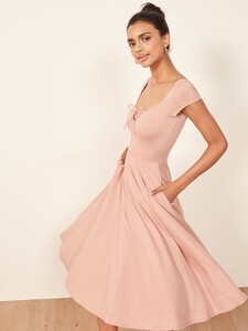 krista-dress-blush-1.thumb.jpg.afd88c2c346ebc545c5125bfe69f8565.jpg