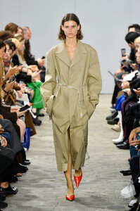 kwaidan-editions-rtw-spring-2020-paris-fashion-week-pfw-001.thumb.jpg.7754c88c250fa00936081b6efe8527e6.jpg