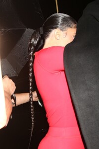 kylie-jenner-night-out-style-the-nice-guy-in-west-hollywood-02-12-2020-4.jpg