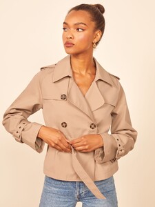 lafayette-jacket-camel-2.thumb.jpg.32b047a7357975af1f8829a6a99f9d63.jpg