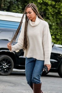 leona-lewis-out-in-west-hollywood-02-12-2020-2.jpg